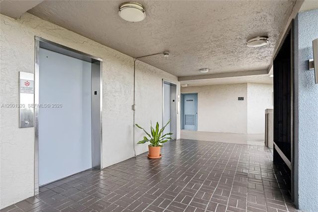 3 of 30 - 1001 Colony Point Circle #503, Pembroke Pines, FL