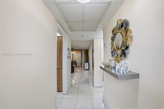 5 of 30 - 1001 Colony Point Circle #503, Pembroke Pines, FL