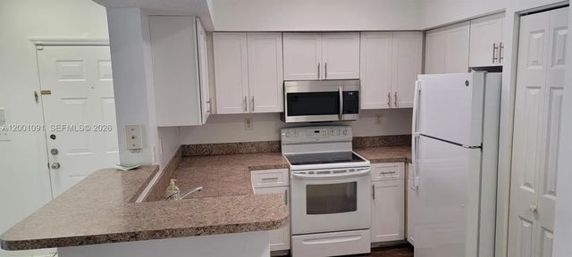 5 of 16 - 160 Sw 117th Terrace #6103, Pembroke Pines, FL