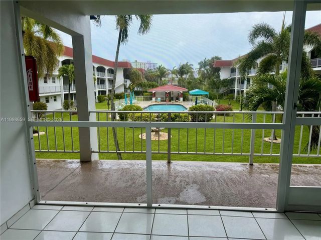 4 of 28 - 580 Egret Drive #212, Hallandale Beach, FL
