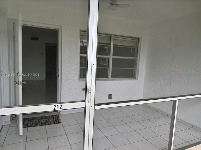 5 of 28 - 580 Egret Drive #212, Hallandale Beach, FL