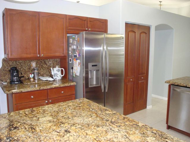 5 of 30 - 6304 Barton Creek Circle, Lake Worth, FL