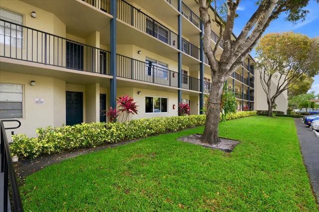 700 Sw 128th Avenue #310c, Pembroke Pines