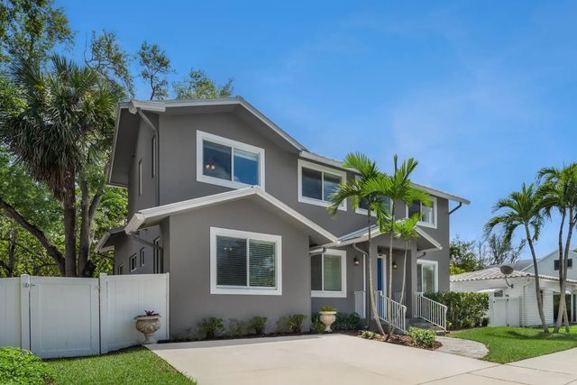 2 of 40 - 216 Se 10th Street, Fort Lauderdale, FL
