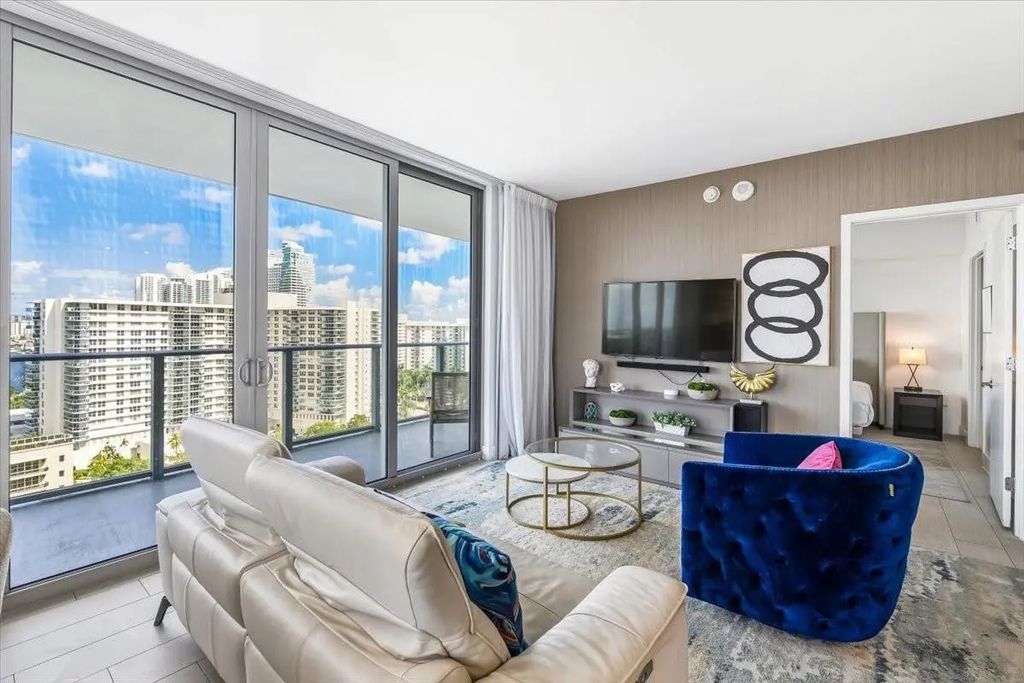 4010 S Ocean Drive #r1102, Hollywood
