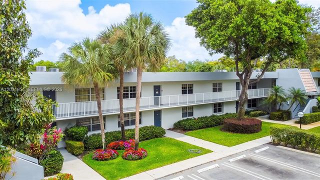4 of 30 - 4221 W Palm Aire Drive #203, Pompano Beach, FL