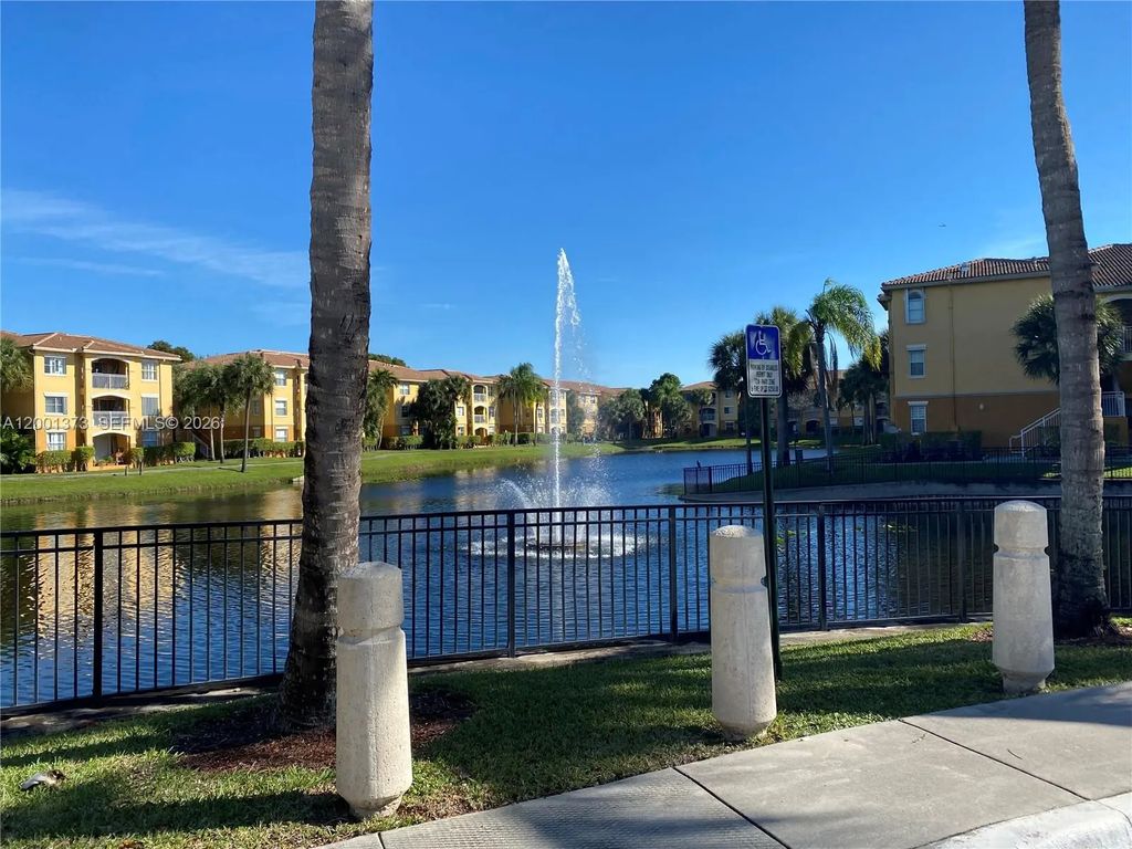 9645 Nw 1st Court #1-302, Pembroke Pines
