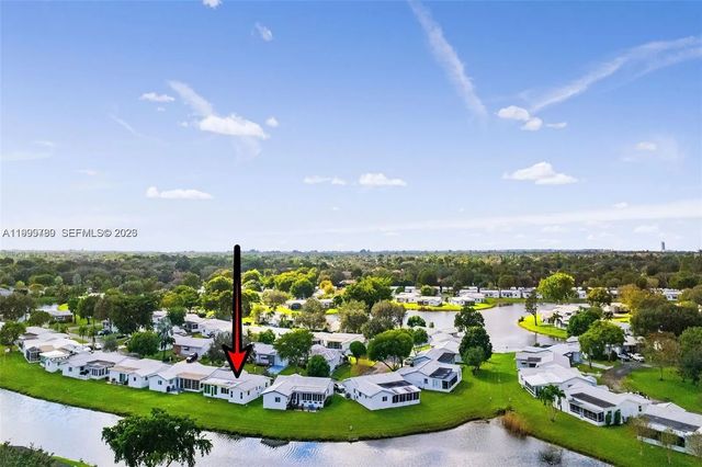 1086 Nw 88th Way, Plantation