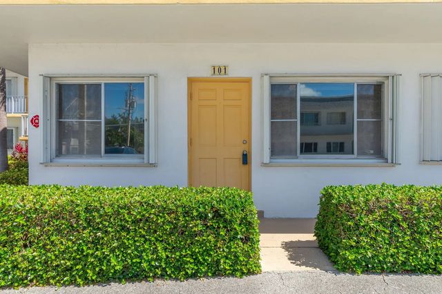 2 of 43 - 2840 Cynthia Lane #101, Lake Worth Beach, FL