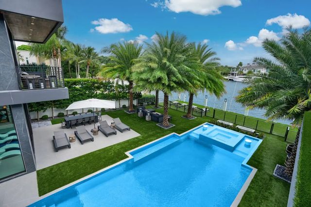 3 of 93 - 671 Middle River Drive, Fort Lauderdale, FL