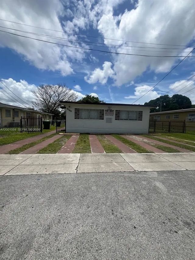 2 of 18 - 3180 Nw 19th Avenue, Miami, FL