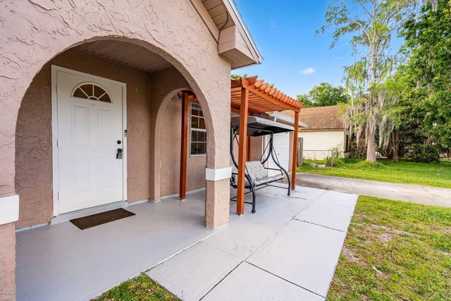 4 of 30 - 950 Se Taft Ave Avenue, Palm Bay, FL