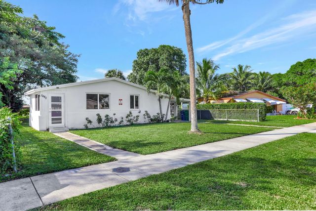 3440 Nw 8th Court, Lauderhill