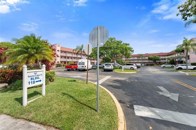 9401 Sunrise Lakes Boulevard #307, Sunrise