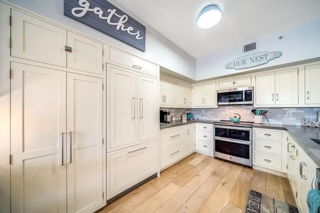 250 Ne 3rd Avenue #1502, Delray Beach