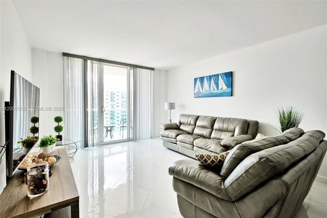 3 of 16 - 19370 Collins Avenue #1406, Sunny Isles Beach, FL