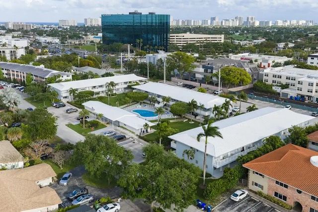 5 of 32 - 2170 Ne 51st Court #a21, Fort Lauderdale, FL