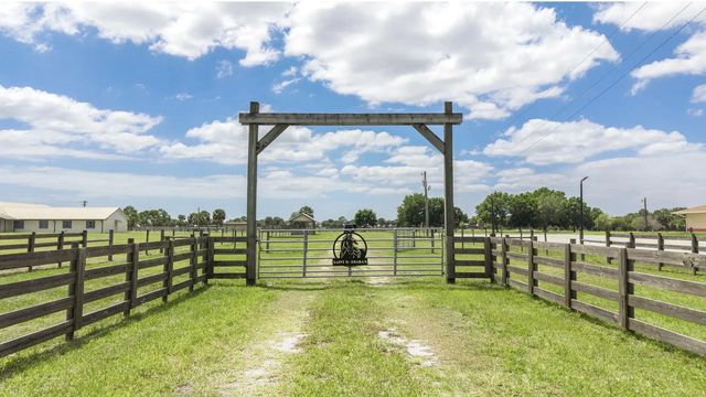 3 of 24 - 8164 Highway 70 W, Okeechobee, FL