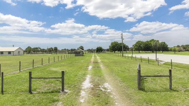 5 of 24 - 8164 Highway 70 W, Okeechobee, FL