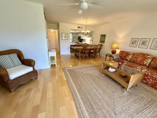 5 of 29 - 18390 Se Wood Haven Lane #e, Jupiter, FL