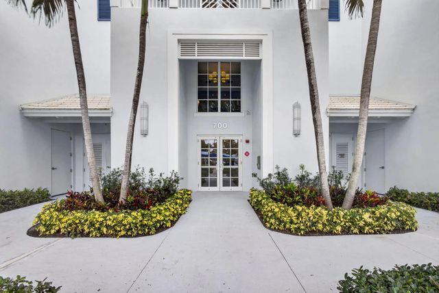 5 of 49 - 712 Bay Colony Drive S, Juno Beach, FL