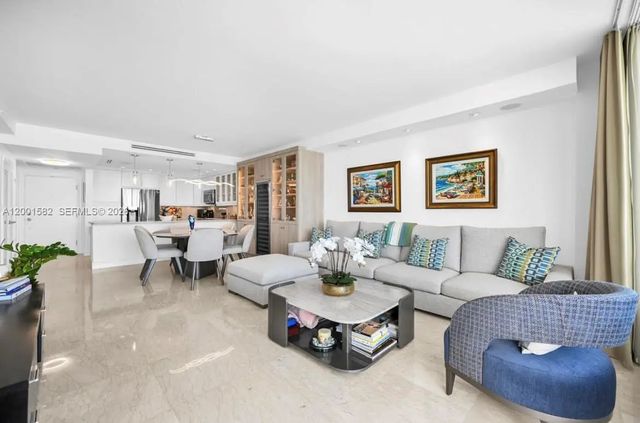 5 of 21 - 5601 Collins Avenue #903, Miami Beach, FL