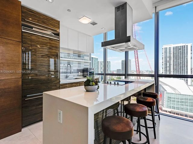 3 of 17 - 1100 Biscayne Boulevard #2105, Miami, FL