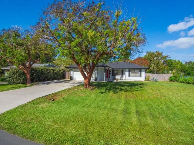 4 of 28 - 1415 34th Avenue, Vero Beach, FL