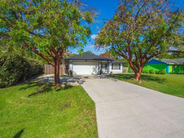 5 of 28 - 1415 34th Avenue, Vero Beach, FL