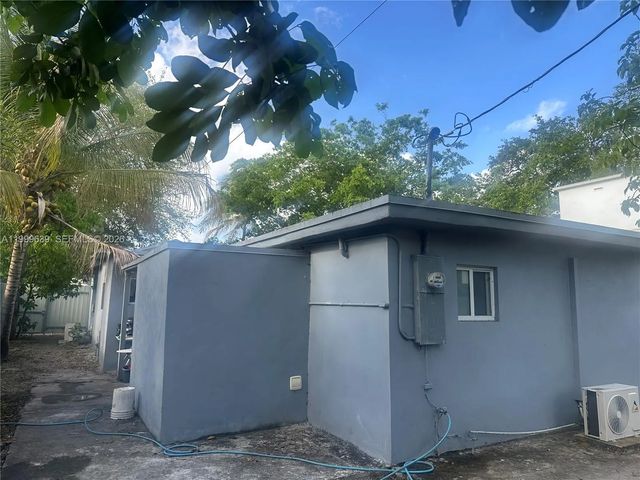 2 of 6 - 1790 Nw 112th Street, Miami, FL