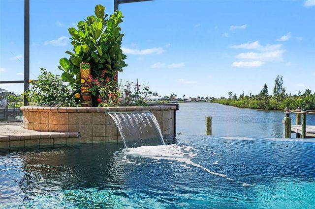4214 Gulfstream Parkway, Cape Coral