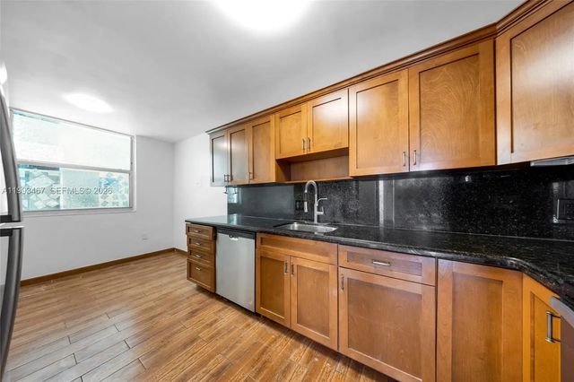 5 of 25 - 2841 Ne 163rd Street #215, North Miami Beach, FL