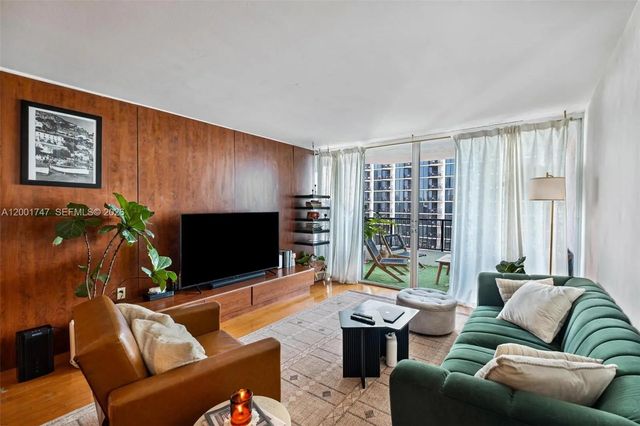 555 Ne 15th Street #26f, Miami