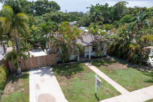 820 Sw 18th Court, Fort Lauderdale