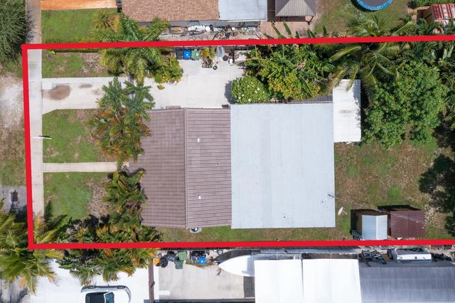 4 of 45 - 820 Sw 18th Court, Fort Lauderdale, FL