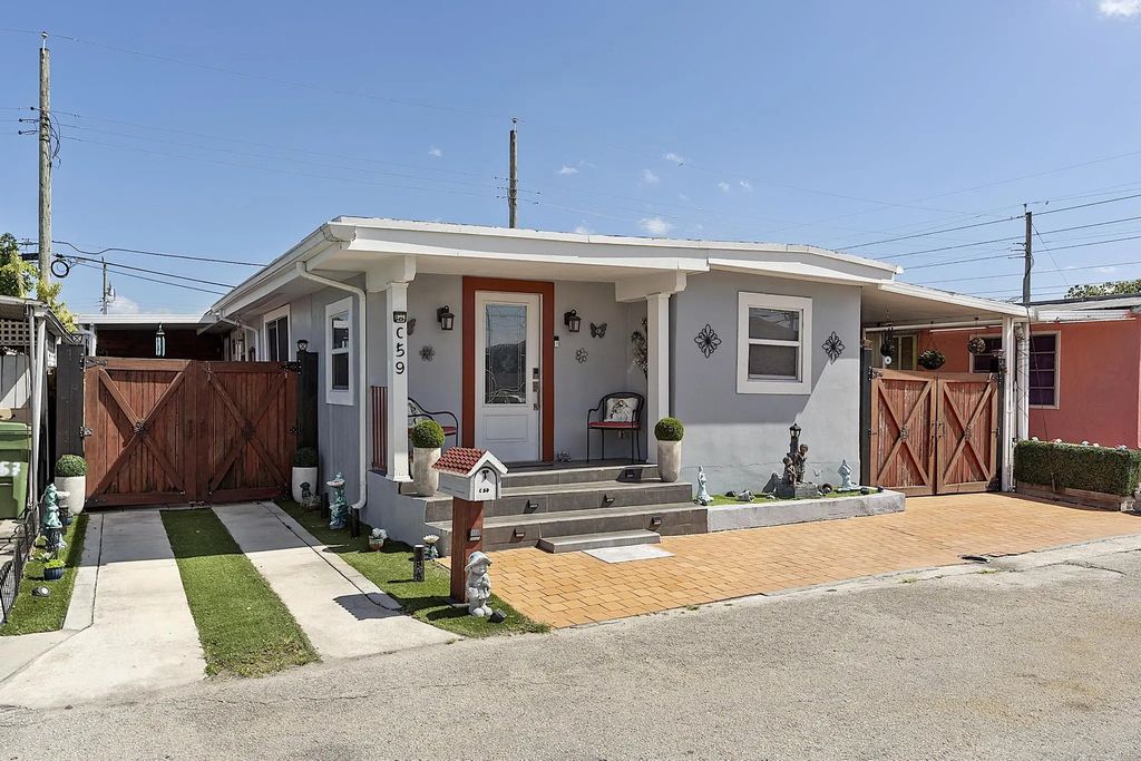 3205 W 16th Avenue, Hialeah