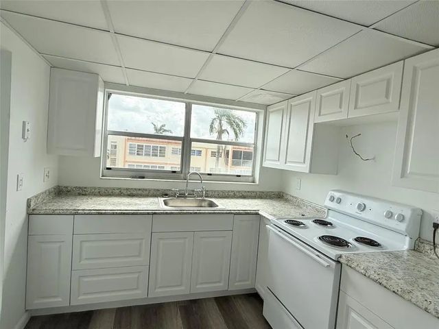 2 of 7 - 2501 Nw 41st Avenue #401, Lauderhill, FL
