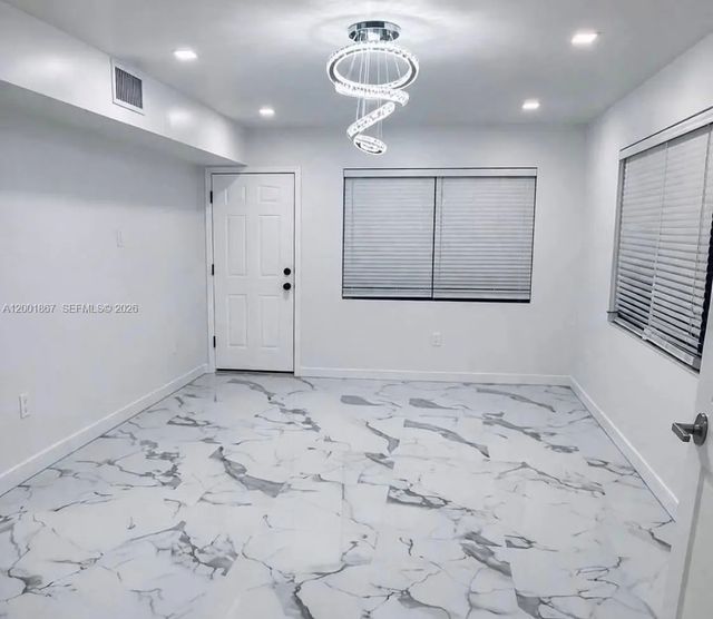 1629 Mayo Street, Hollywood