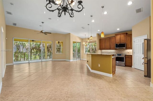 3 of 67 - 2016 Tarpon Bay Drive N #202, Naples, FL