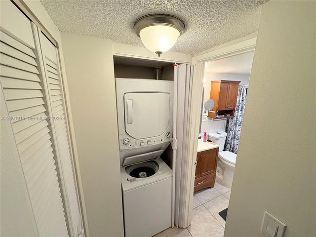 5 of 12 - 2769 S Oakland Forest Drive #101, Oakland Park, FL
