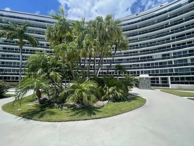 900 Bay Drive #311, Miami Beach