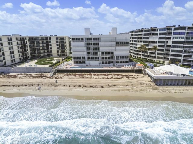 4 of 36 - 3600 S Ocean Boulevard #ph 601, South Palm Beach, FL