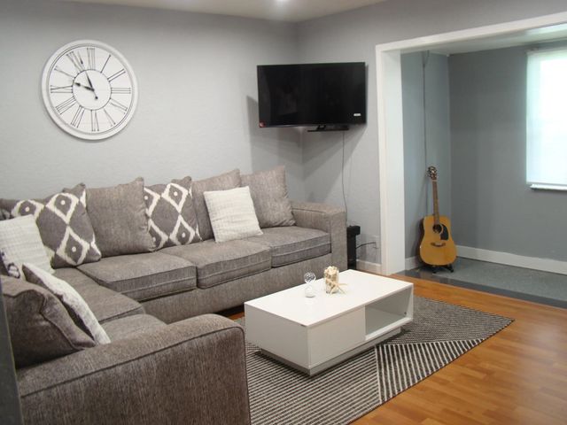 5 of 43 - 6934 Nw 31st Avenue #c-13, Fort Lauderdale, FL