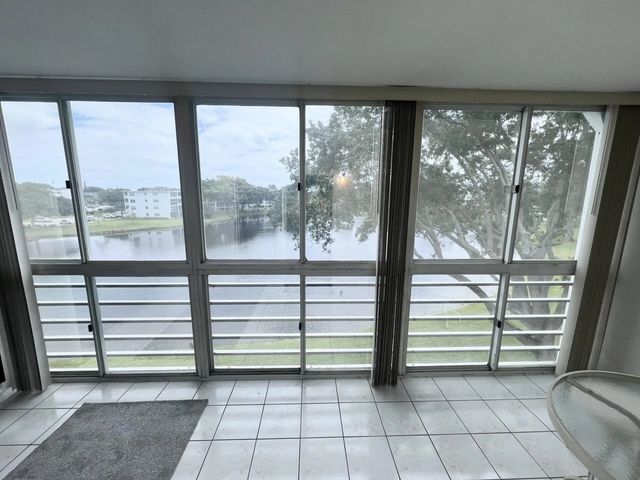 4116 Cambridge E, Deerfield Beach