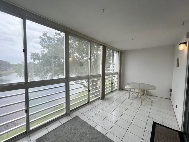 2 of 41 - 4116 Cambridge E, Deerfield Beach, FL
