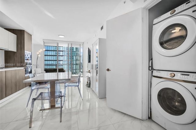 4 of 41 - 2900 Ne 7th Avenue #1408, Miami, FL