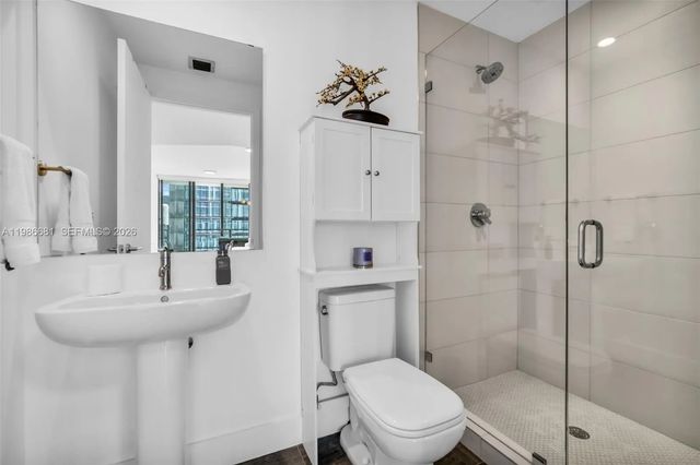 5 of 41 - 2900 Ne 7th Avenue #1408, Miami, FL