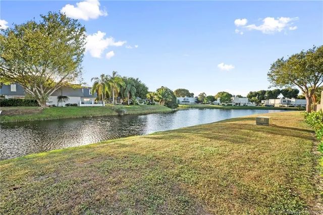 2 of 24 - 1600 Shaker Circle, Wellington, FL