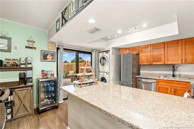 5 of 24 - 1600 Shaker Circle, Wellington, FL