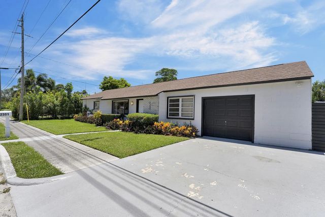 2 of 47 - 2301 Ridgeway Avenue, West Palm Beach, FL